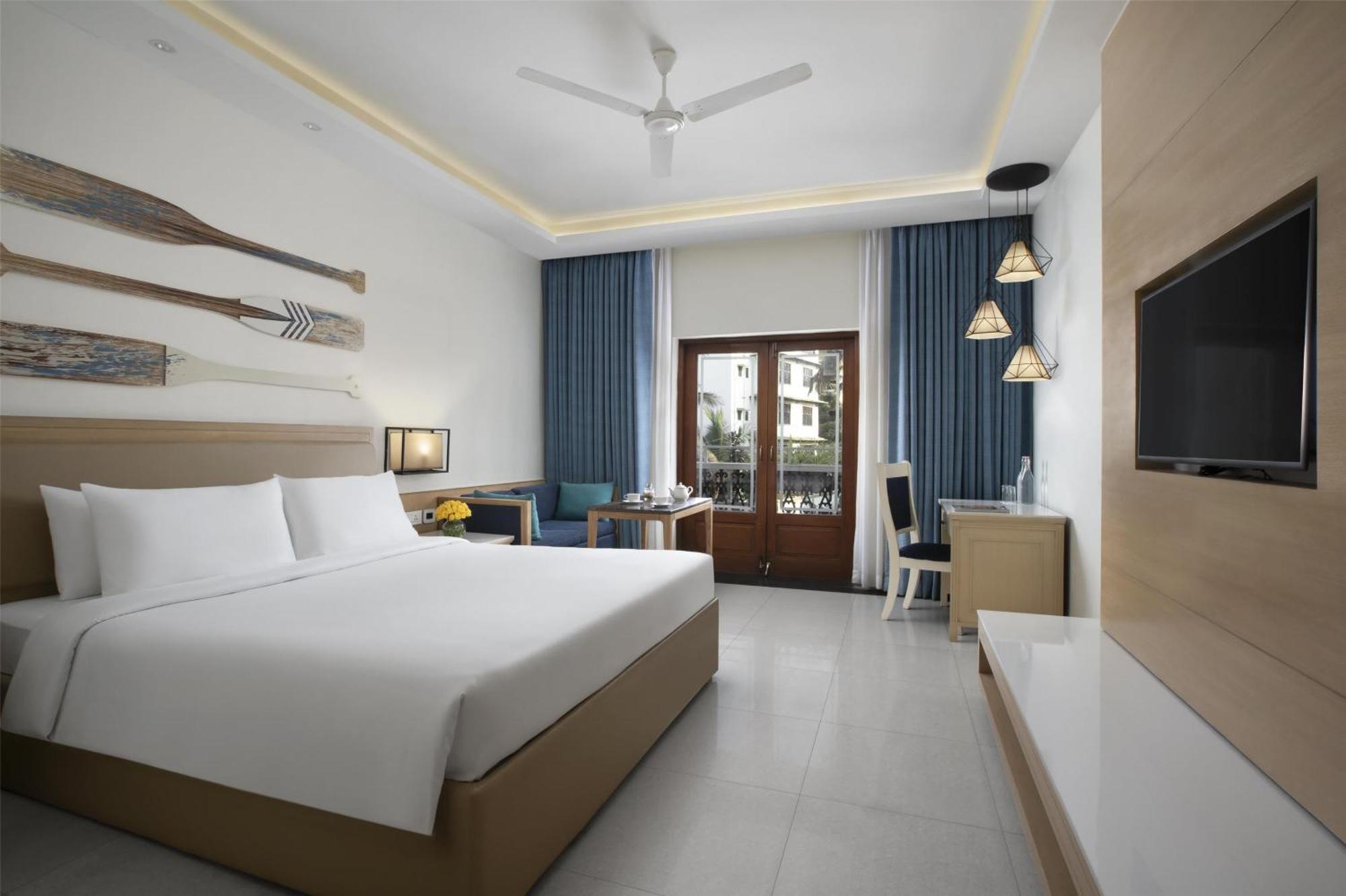 Radisson Goa Candolim Esterno foto